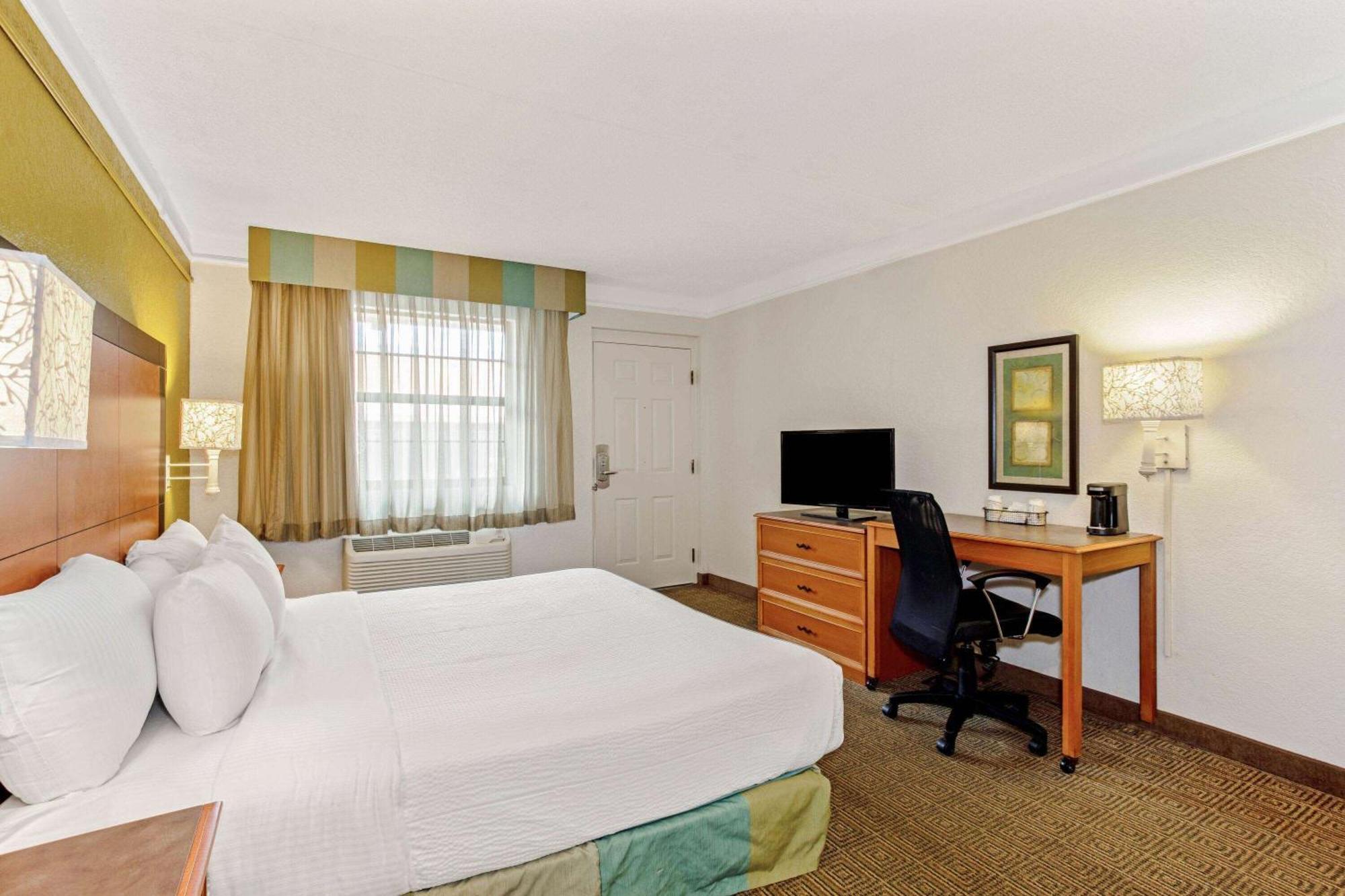 La Quinta Inn By Wyndham Orlando Airport West Dış mekan fotoğraf