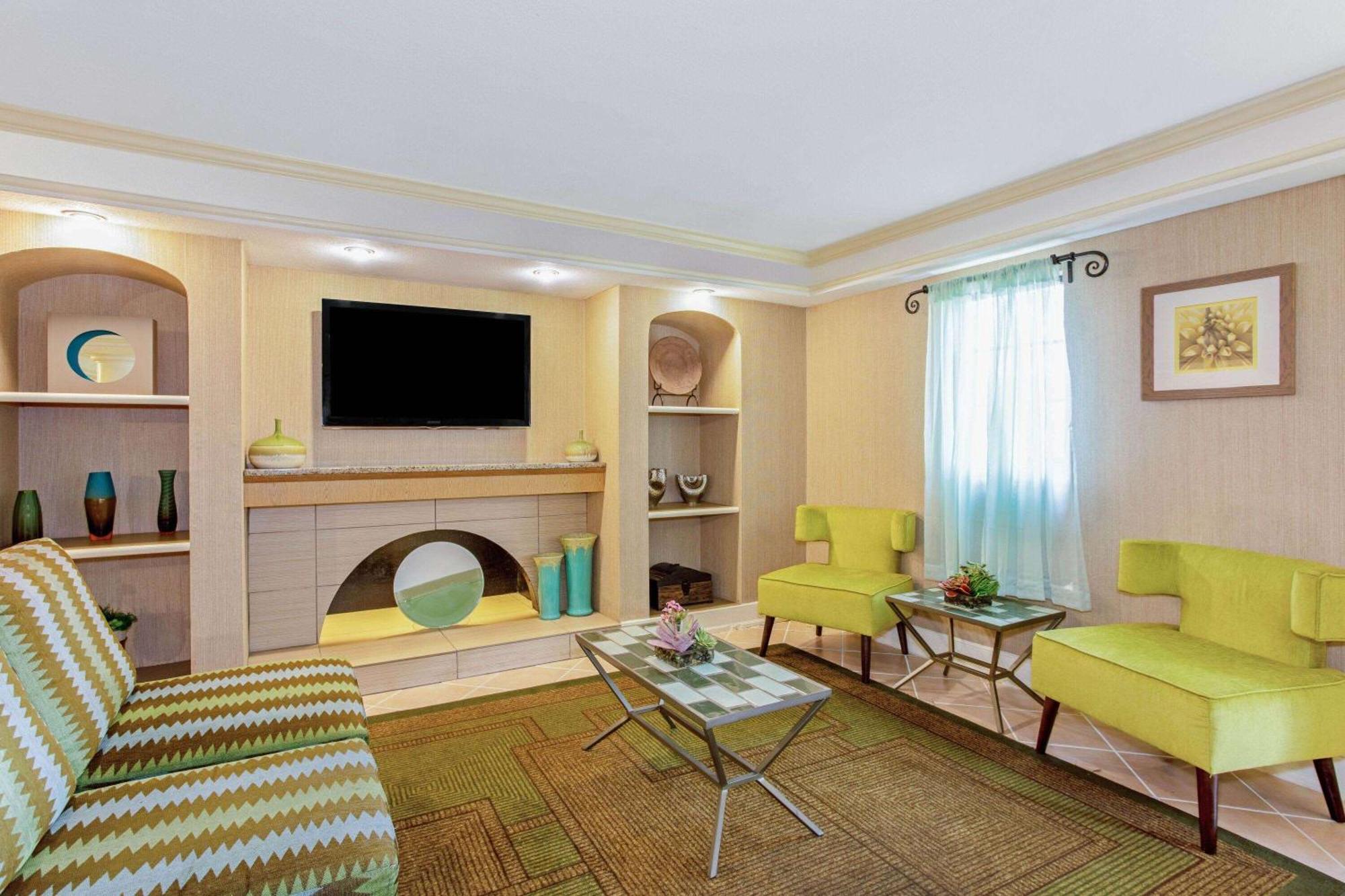 La Quinta Inn By Wyndham Orlando Airport West Dış mekan fotoğraf